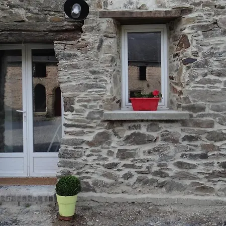 La Petite Houssaye Panzió 3*