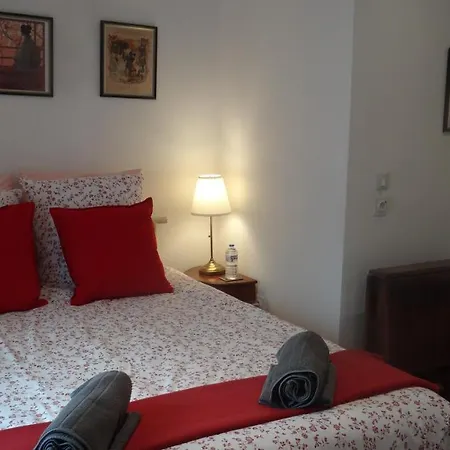 La Petite Houssaye